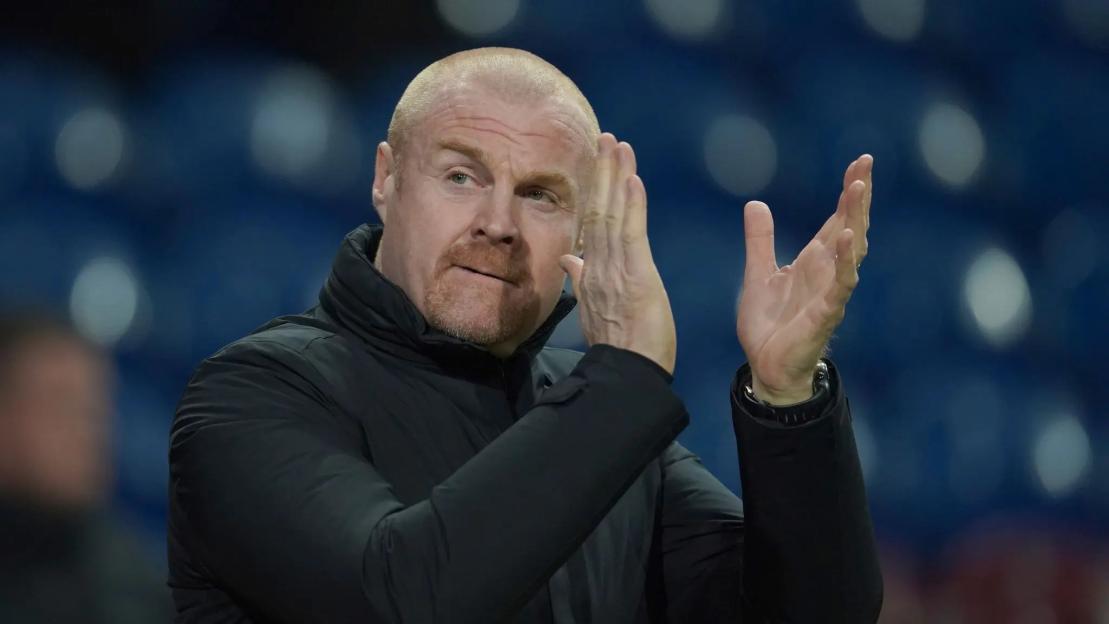 EPL Showdown: Sean Dyche Slams Referee Following Nottingham's 2-2 Stalemate with Man Utd