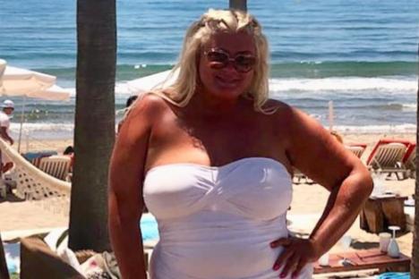 Gemma Collins shows off 3st weight loss in a swimsuit after turning to fat jabs