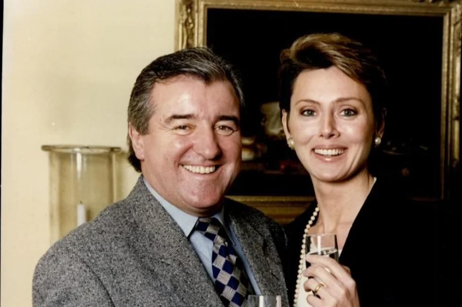 England’s legendary Euro 96 coach Terry Venables leaves eye-opening sum to his wife after his death at 80