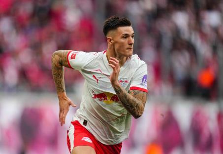 RESTRICTED TO EDITORIAL USE Mandatory Credit: Photo by Ulrik Pedersen/NurPhoto/Shutterstock (15306701du) Benjamin Sesko of RB Leipzig looks on during the 1. Bundesliga match between RB Leipzig and VfB Stuttgart at Red Bull arena, Leipzig, Germany on May 17, 2025. RB Leipzig v VfB Stuttgart - 1. Bundesliga, Germany - 17 May 2025