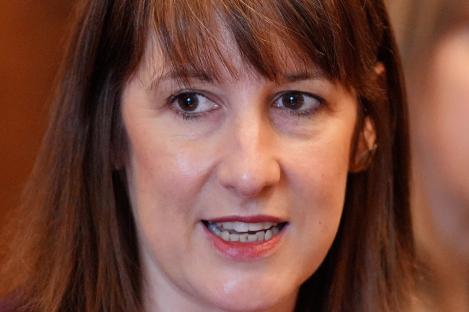 Blow for Rachel Reeves as she’s being probed for failing to properly declare freebies