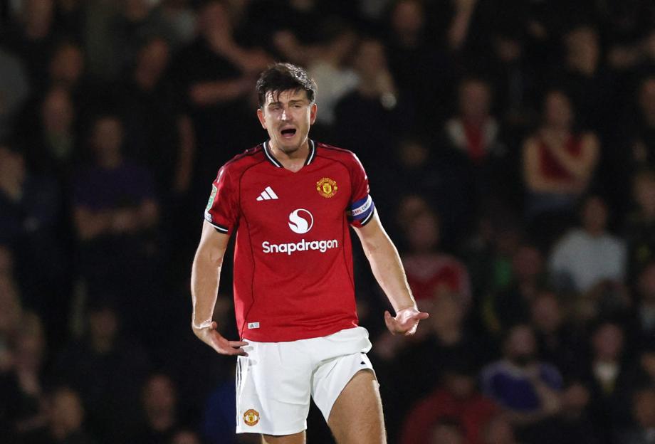 Grimsby vs Man Utd LIVE RESULT: Carabao Cup updates as Maguire’s late header sends epic tie to penalties