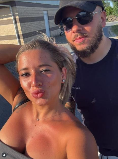 Luca Brecel with a woman.