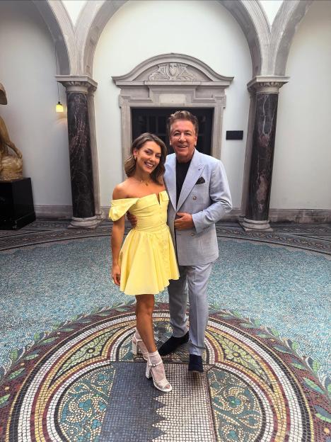 Jowita Przystal and Ross King posing together.