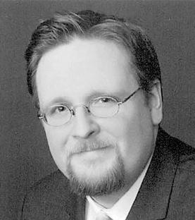 Black and white headshot of Christian Steffen.