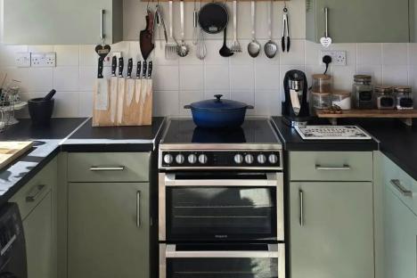 I made my council kitchen go from drab to fab with paint – it cost me £75 & people say I’ve done ‘a 180’
