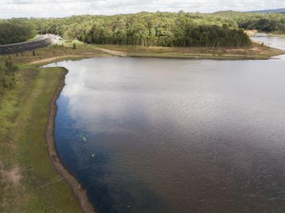 Aerial view of Lake Samsonvale.