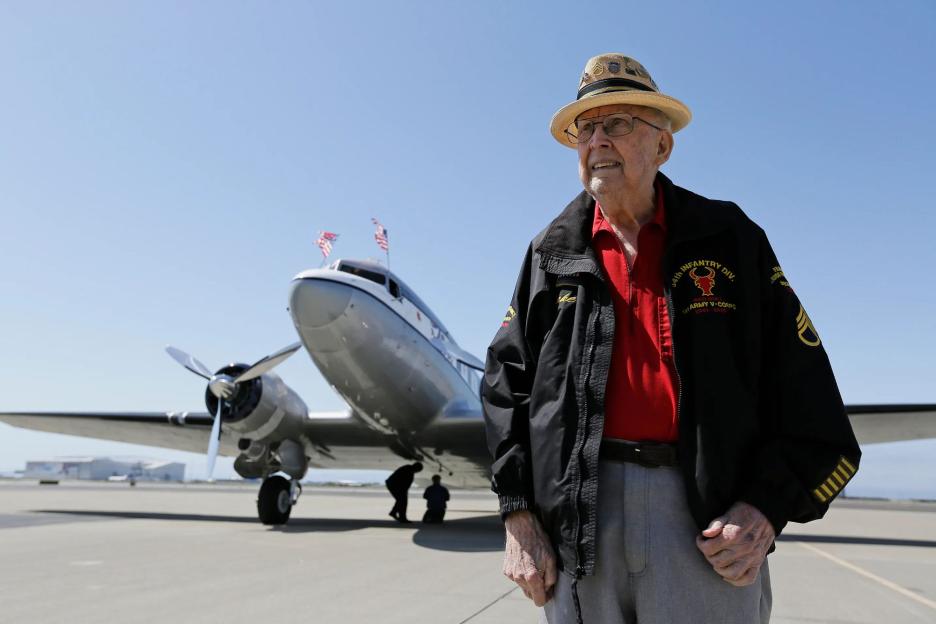 D-Day veteran war hero and TikTok star who survived German gunfire on Normandy beaches dies aged 102
