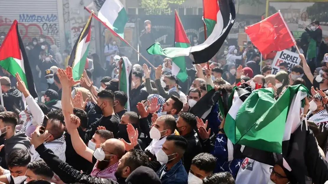 Palestinians protest against Hamas in Gaza