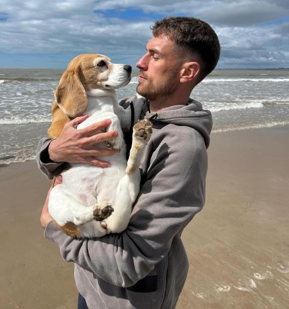 Arsenal Icon Aaron Ramsey Doubles Reward in Effort to Find Missing Dog Amidst Growing Concerns Over Its Disappearance
