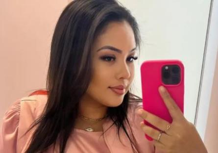 Mum-of-one beauty influencer dies while recovering from weight loss surgery after being left ‘weak & unwell’