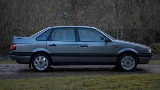 Modern classic saloon sells in shock showroom fresh condition with incredibly low mileage – despite being 34 years old