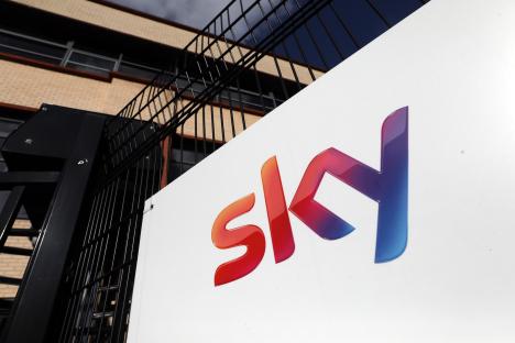 Sky TV ‘down’ updates: Thousands ‘unable to access shows’ as viewers report mass outage