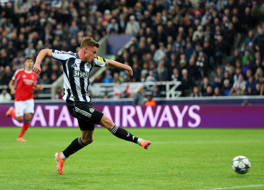 Newcastle United FC v SL Benfica - UEFA Champions League 2025/26 League Phase MD3