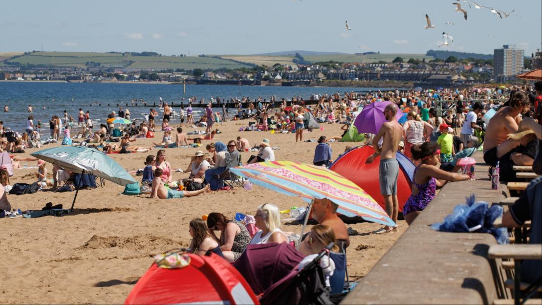 Little-known trick that can help keep bedrooms cool at night as 30C heatwave hits Scotland