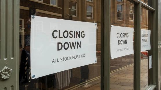 Major shoe chain with 160 stores to shut branch as closing down sale launched