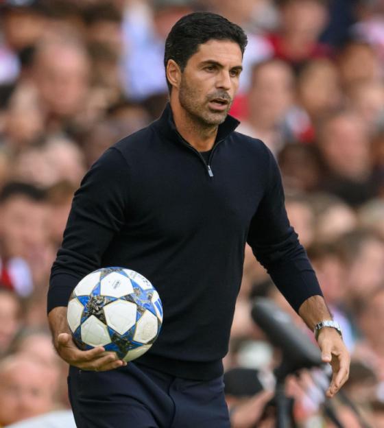 Alamy Live News. 3CAD1N5 London, UK. 06th Aug, 2025. Arsenal v Villarreal - Emirates Stadium. Arsenal Manager Mikel Arteta. Picture Credit: Mark Pain/Alamy Live News This is an Alamy Live News image and may not be part of your current Alamy deal . If you are unsure, please contact our sales team to check.