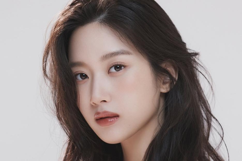 Mun Ka Young Joins Hope Bridge Disaster Relief Association’s Honors Club As Major Donor