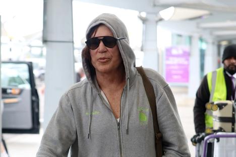 Mickey Rourke flies first class as he leaves the UK – despite having CBB £500k fee ‘slashed’