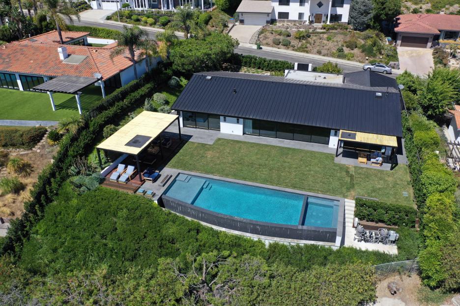 Aerial view of Matthew Perry's home.