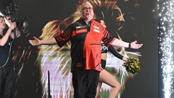 Stephen Bunting goes from zero to hero as he follows up Premier League triumph with huge International Darts Open win