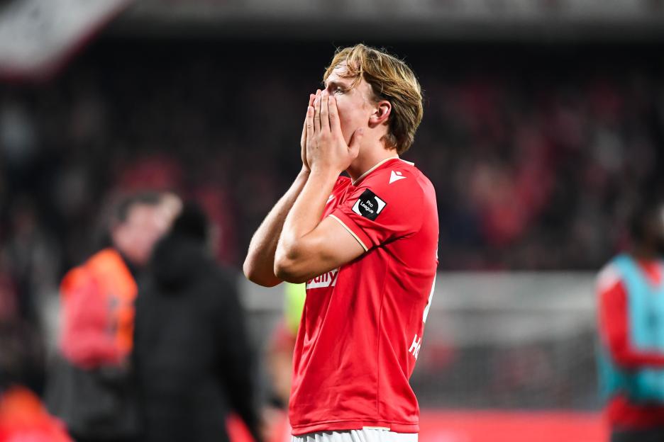 Ibe Hautekiet looks dejected
