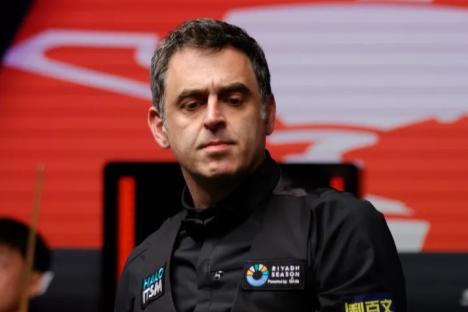 Ronnie O’Sullivan offered major deal by Barry Hearn as sports icon looks beyond snooker
