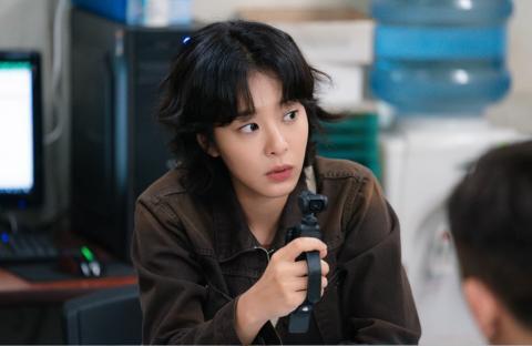 Seol In Ah Reflects On Her Bold New Role In “Oh My Ghost Clients,”; What Draws Her To The Drama, And More 4