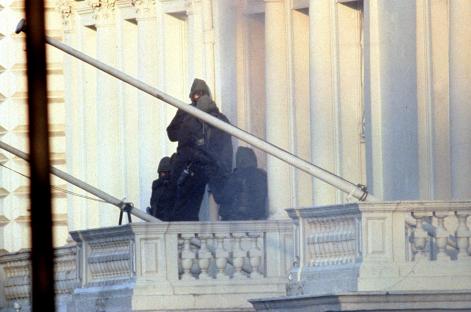 Soldiers on the balcony of the Iranian embassy during a siege.