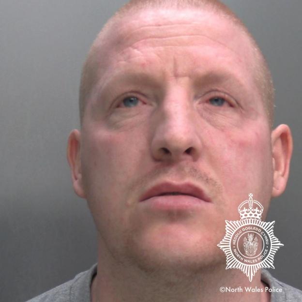 Mugshot of Lee James Mullen, a convicted rapist.
