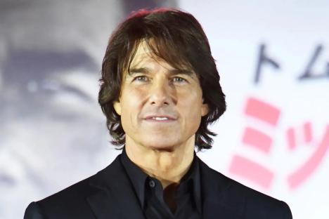 Tom Cruise casts new girlfriend Ana de Armas in mystery new film as pals say couple ‘have got real chemistry’