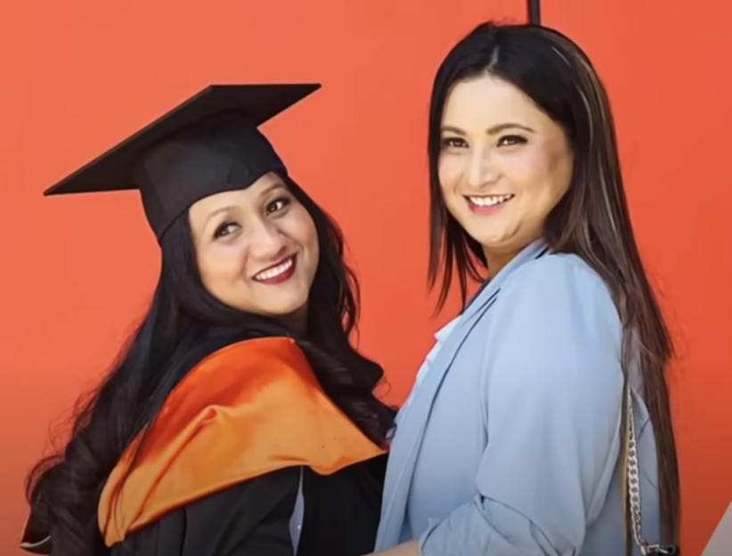 Photo of two Melbourne nurses.