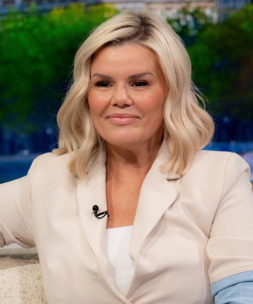 Kerry Katona Stuns Audience at Live Show with Surprise Confession About Robbie Williams!