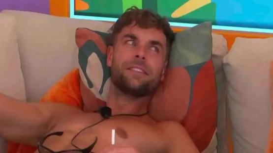 Watch moment Harry reveals he’s FAKING his feelings for Shakira to stay in the Love Island villa