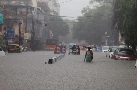 Heavy rain kills 14 in India