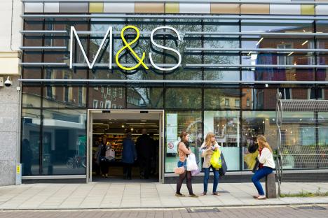 M&S shopper rejoice as shop brings back viral ‘Dubai-style’ chocolate & people are hailing it the ‘best bar ever’ 