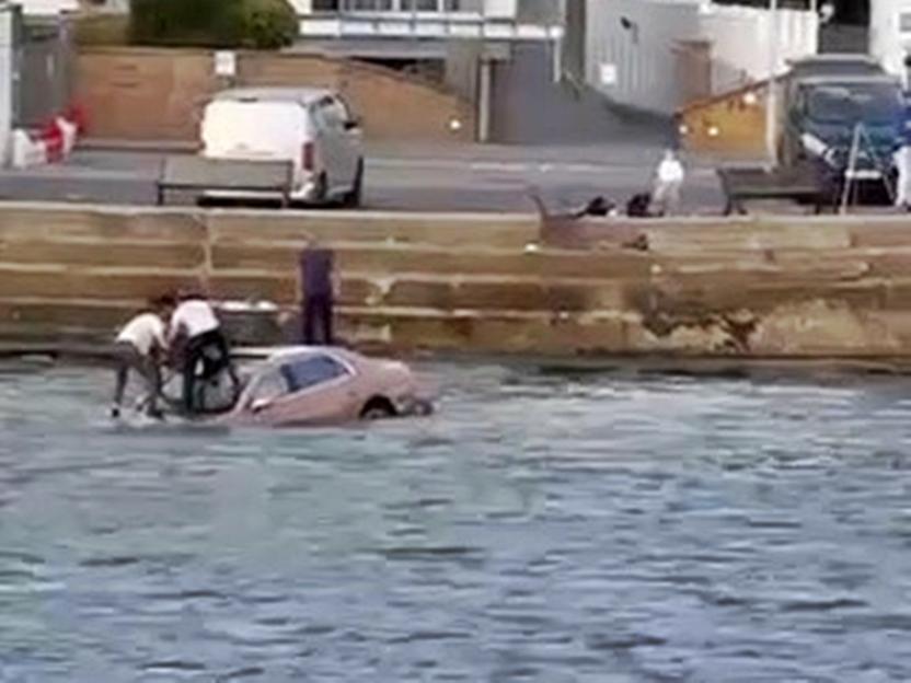 Dramatic Rescue: Elderly Man Pulled from Sunroof of Sinking £50,000 Bentley in Luxurious Sandbanks Sea Plunge