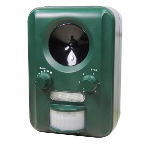 Easylife 24/7 solar pest repeller.