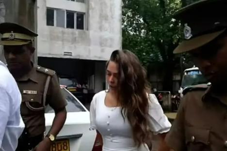 Brit ‘drug mule’ Charlotte May Lee, 21, tears up as cops wheel £1.2m kush haul into court she ‘didn’t know was in case’