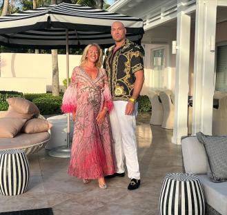 Tyson Fury and his wife on holiday in Paris.