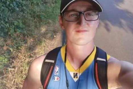‘Fit and healthy’ man, 31, given years to live reveals the first sign of killer that he blamed on ‘working long hours’