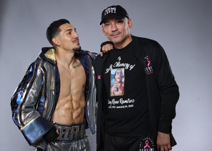 Portrait of TeÃ³fimo LÃ³pez and his father.