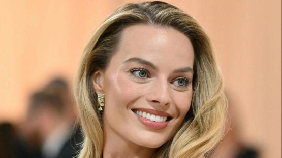 Inside Margot Robbie’s Wuthering Heights party with £500 bottles of red wine and teen star as guest of honour