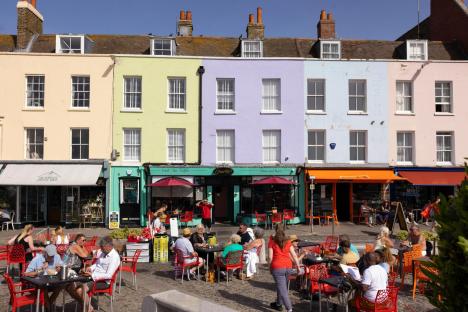 Seafront bar in UK’s ‘trendiest’ town is forced to SHUT after failing to hand police ‘critical’ CCTV footage of attack