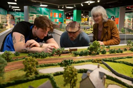 Trendy seaside town in the UK has unusual immersive train experience and it only costs a fiver