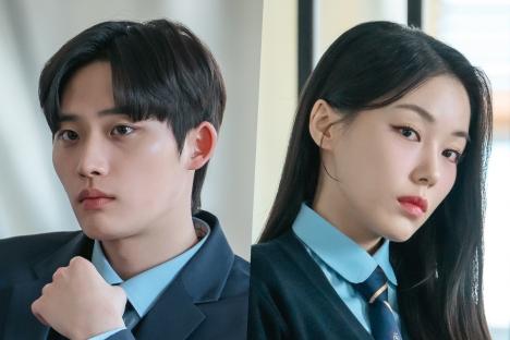 Lee Jong Hyuk And Park Si Woo Are Both Powerful Figures Within Their School In “BITCH X RICH 2”