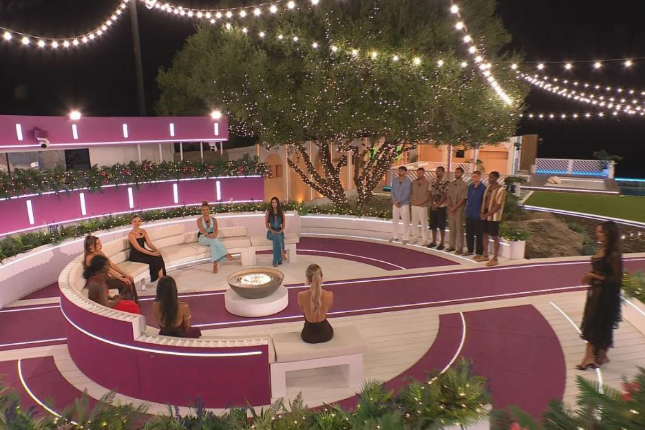 Love Island OG couple hit the rocks after dramatic Casa recoupling as villa girl issues ultimatum