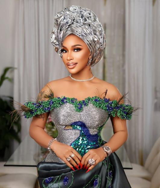 Tonto Dikeh Shows Us How to Rock Peacock-Inspired Nigerian Glam | See Photos