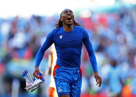 Eberechi Eze celebrating after Crystal Palace wins the FA Cup.