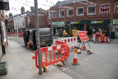 Road closed in Ashbourne, Derbyshire due to roadworks.